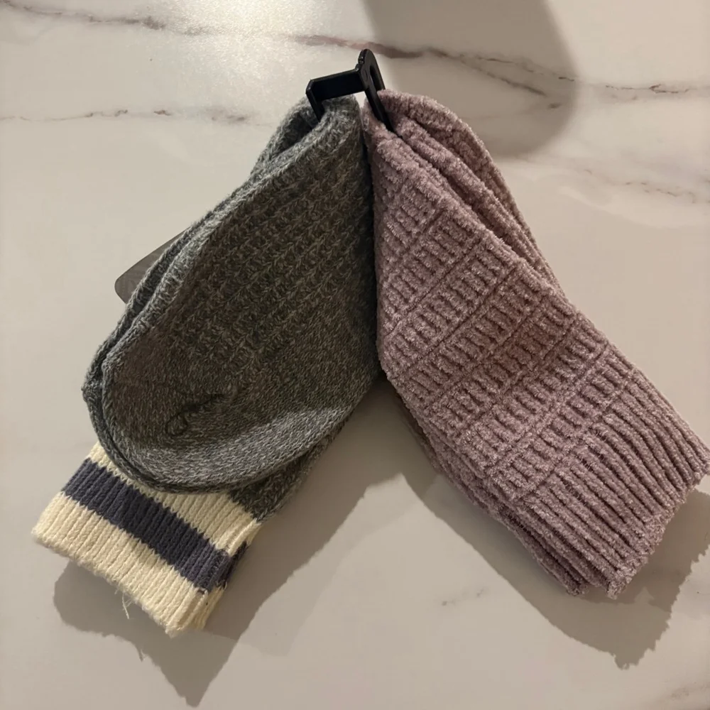 Muk Luks Women’s Crew Socks Cozy Comfort Lot‎ of 2  4 Pairs